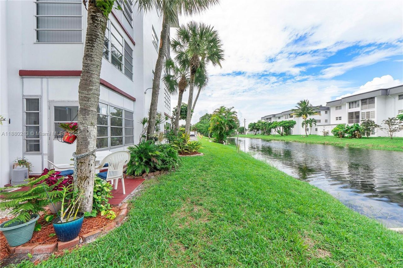 4851 NW 21st St, Unit 109, Lauderhill, FL 33313 Photo