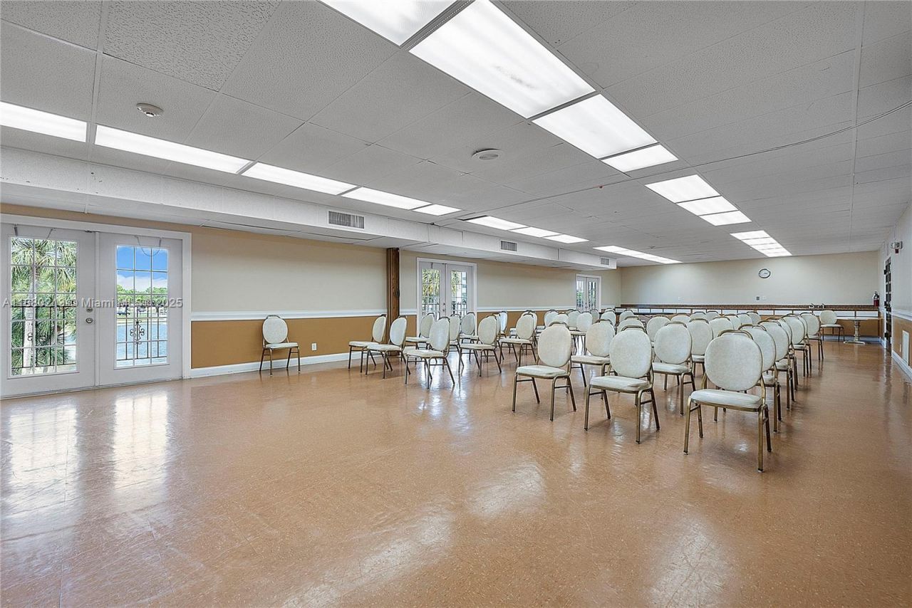 4851 NW 21st St, Unit 109, Lauderhill, FL 33313 Photo