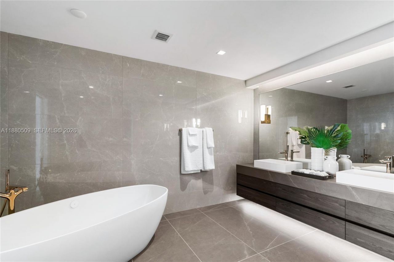 1116 N Ocean Blvd, Unit 1404, Pompano Beach, FL 33062 Photo