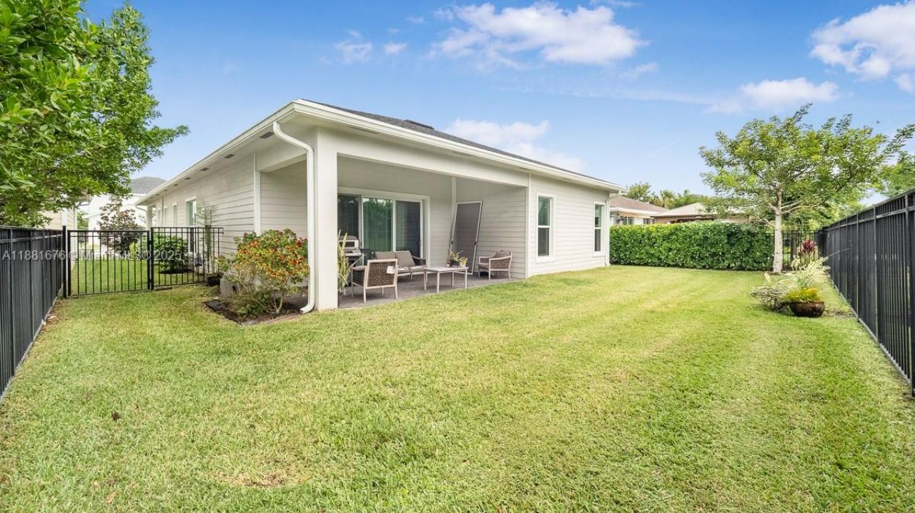 19540 Wheelbarrow Bnd, Loxahatchee, FL 33470 Photo