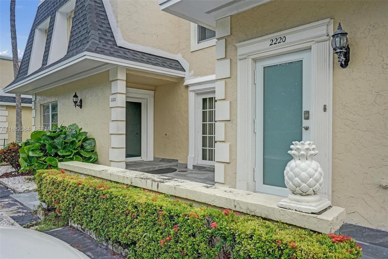 2220 NE 11th St, Hallandale Beach, FL 33009 Photo