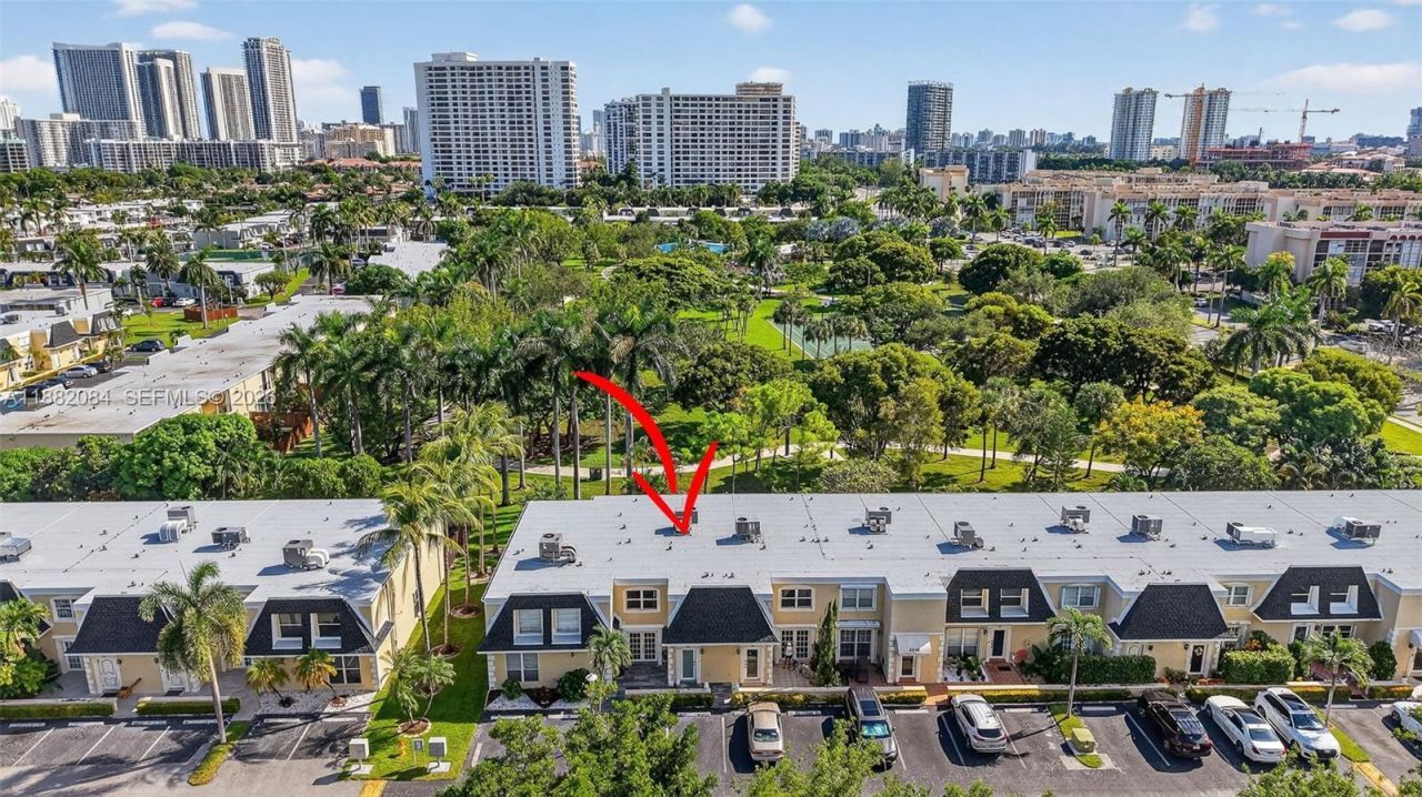 2220 NE 11th St, Hallandale Beach, FL 33009 Photo