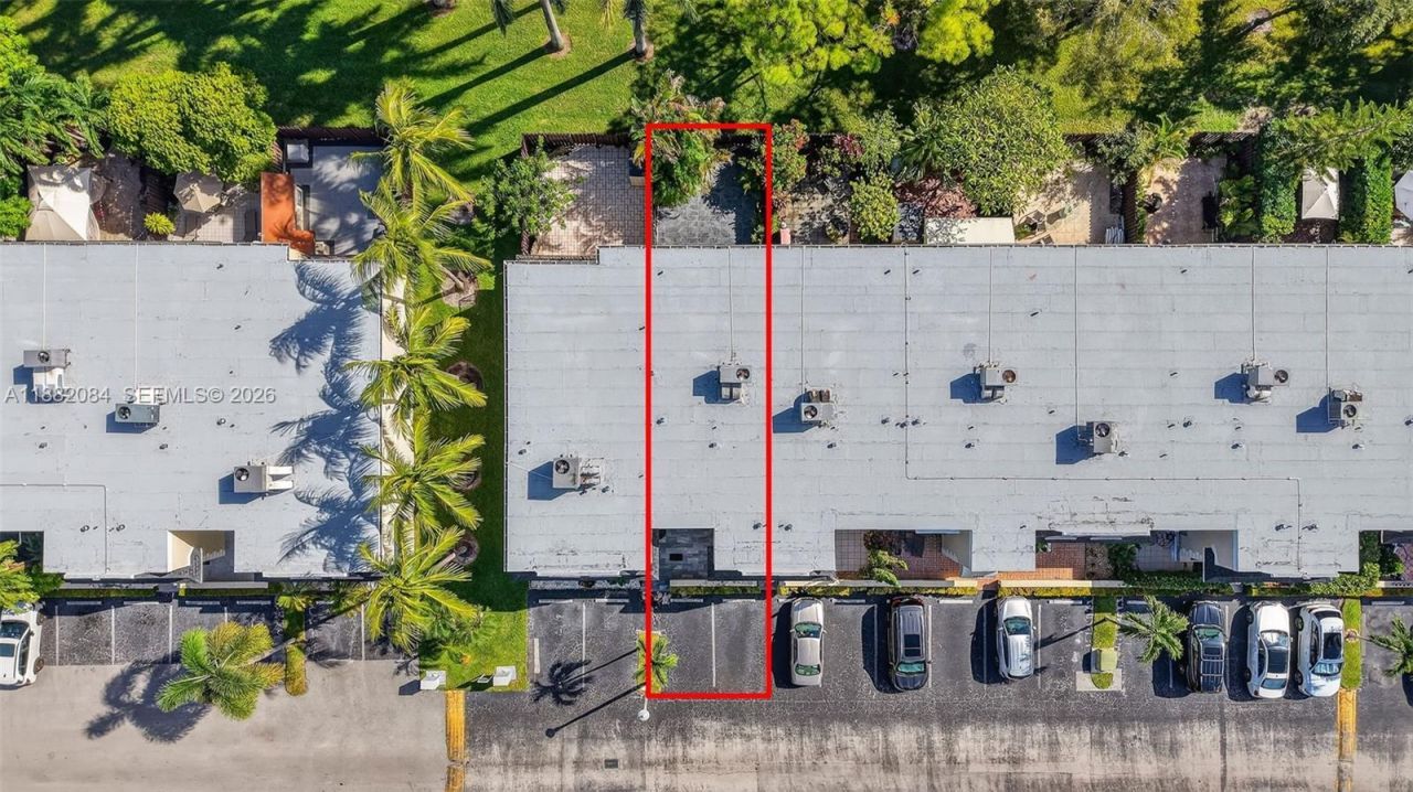 2220 NE 11th St, Hallandale Beach, FL 33009 Photo