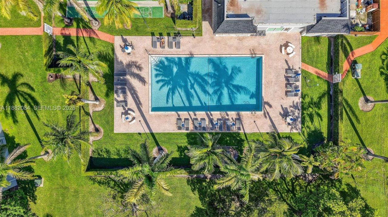 2220 NE 11th St, Hallandale Beach, FL 33009 Photo