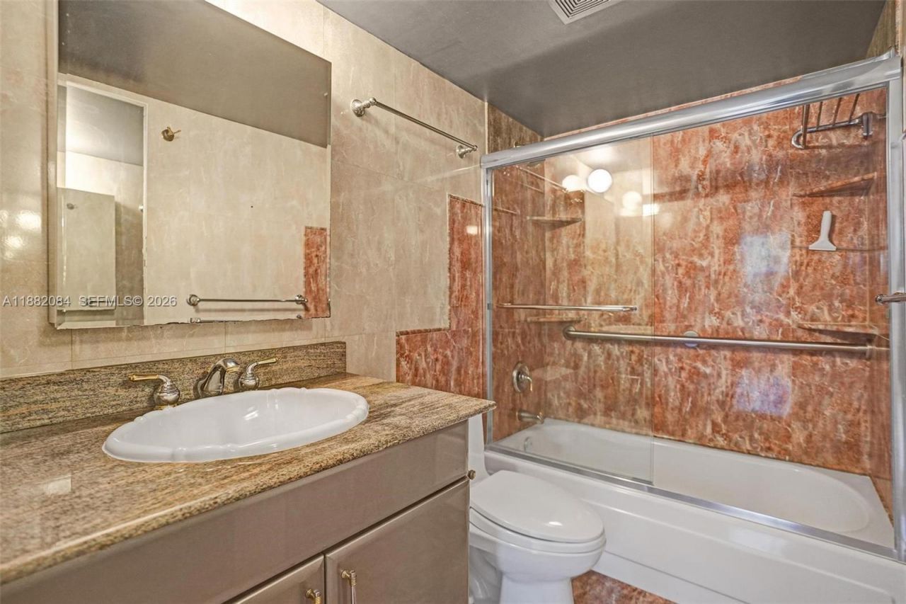 2220 NE 11th St, Hallandale Beach, FL 33009 Photo