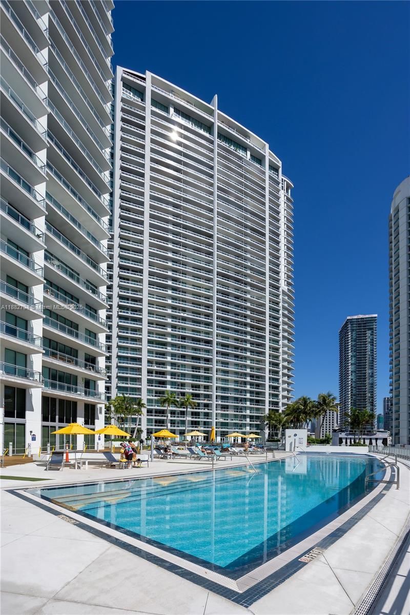 92 SW 3rd St, Unit 3512, Miami, FL 33130 Photo