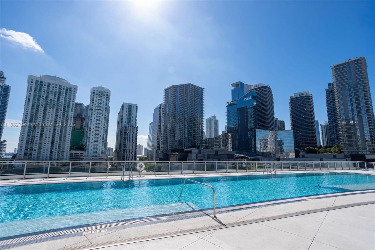 92 SW 3rd St, Unit 3512, Miami, FL 33130 Photo