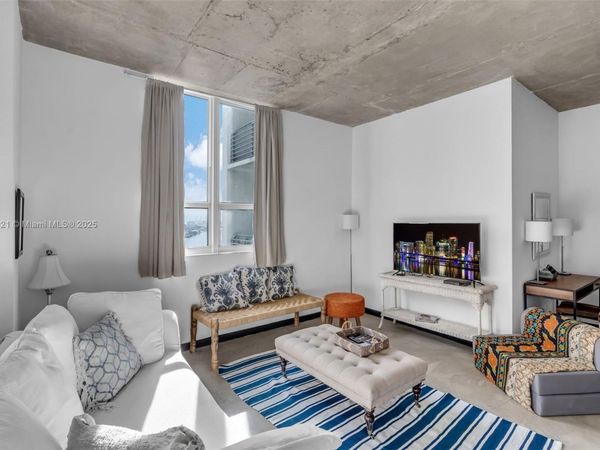 234 NE 3rd St, Unit 2104, Miami, FL 33132