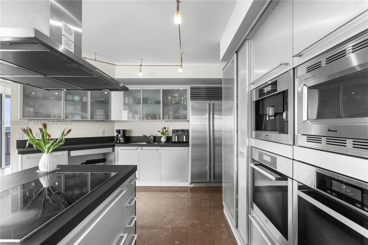 18201 Collins Ave, Unit 5301, Sunny Isles Beach, FL 33160 Photo