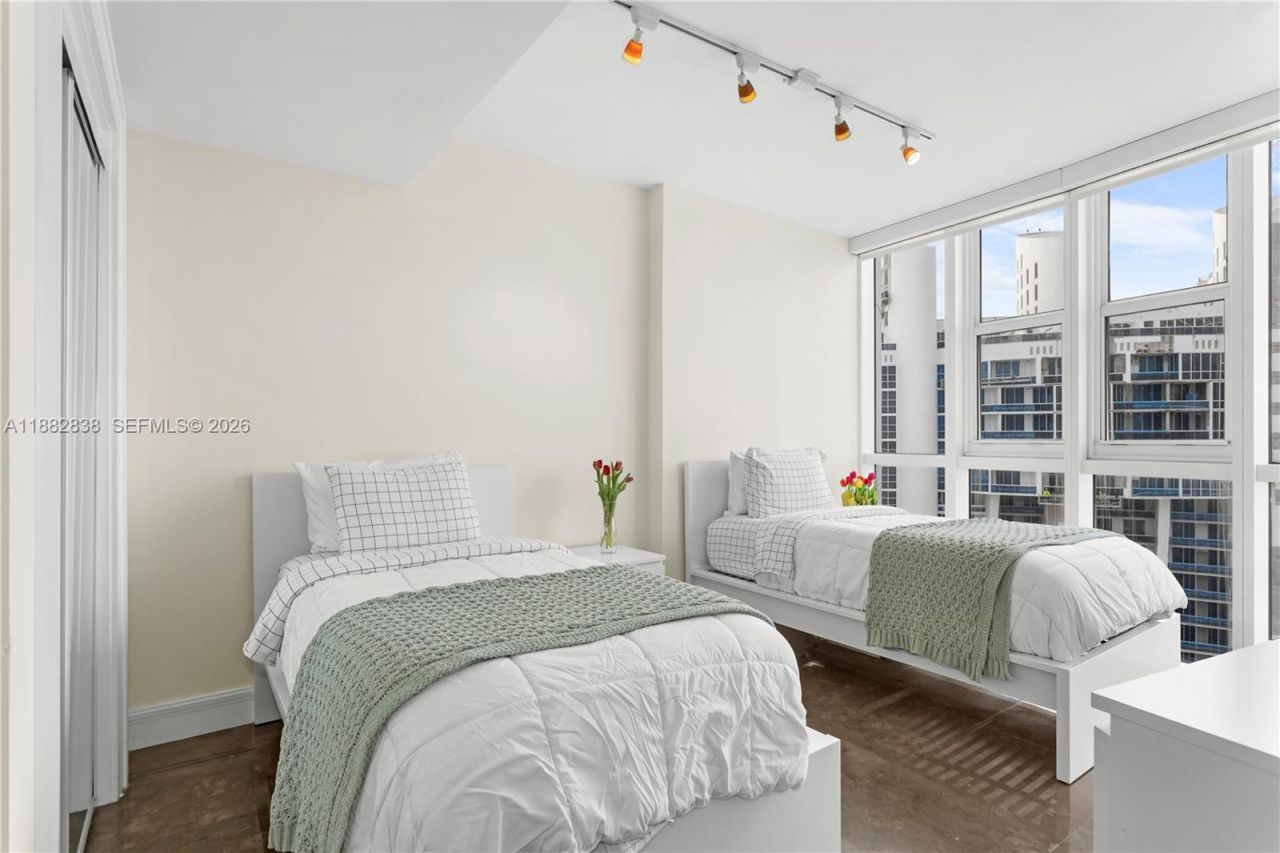 18201 Collins Ave, Unit 5301, Sunny Isles Beach, FL 33160 Photo