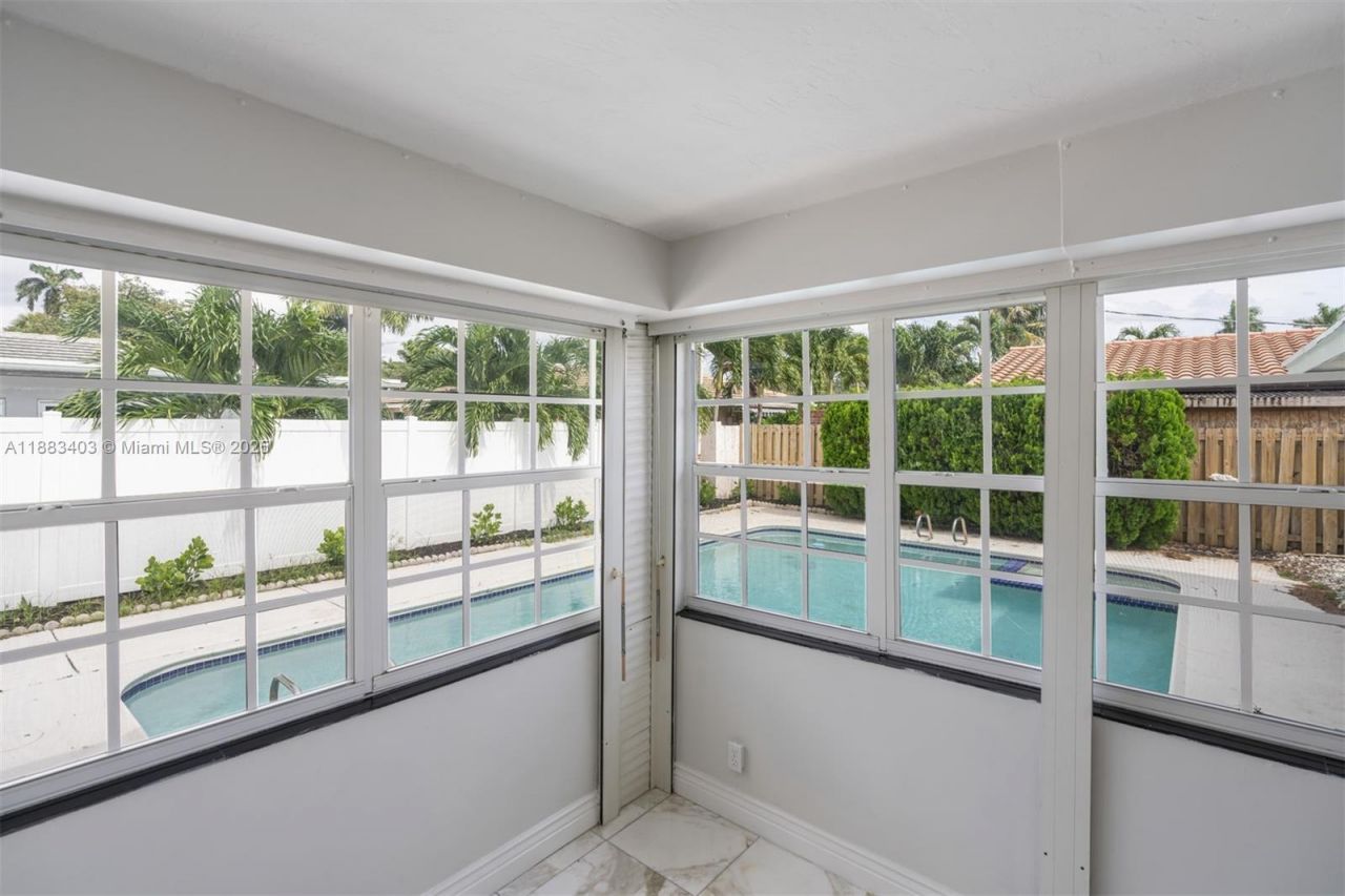 2505 NE 35th Dr, Fort Lauderdale, FL 33308 Photo