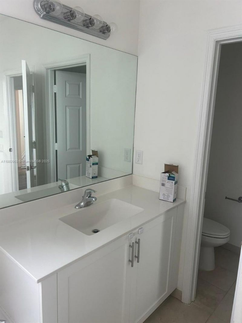 20828 NE 2nd Ct, Miami, FL 33179 Photo