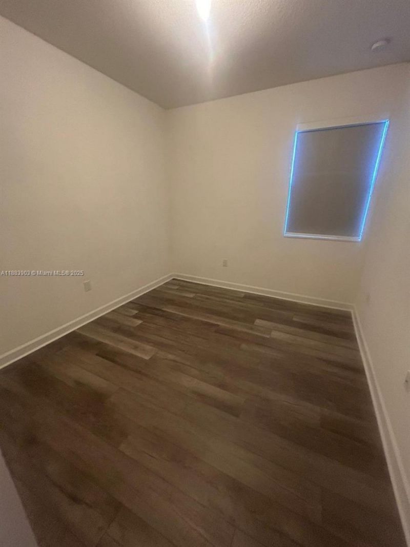 20828 NE 2nd Ct, Miami, FL 33179 Photo