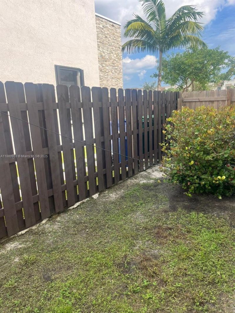 20828 NE 2nd Ct, Miami, FL 33179 Photo