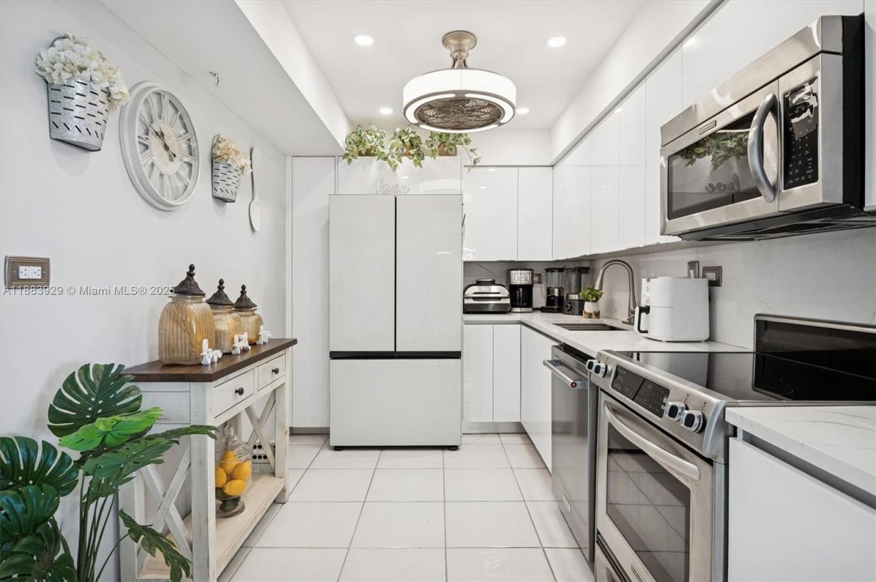 20355 NE 34th Ct, Unit 2326, Aventura, FL 33180 Photo