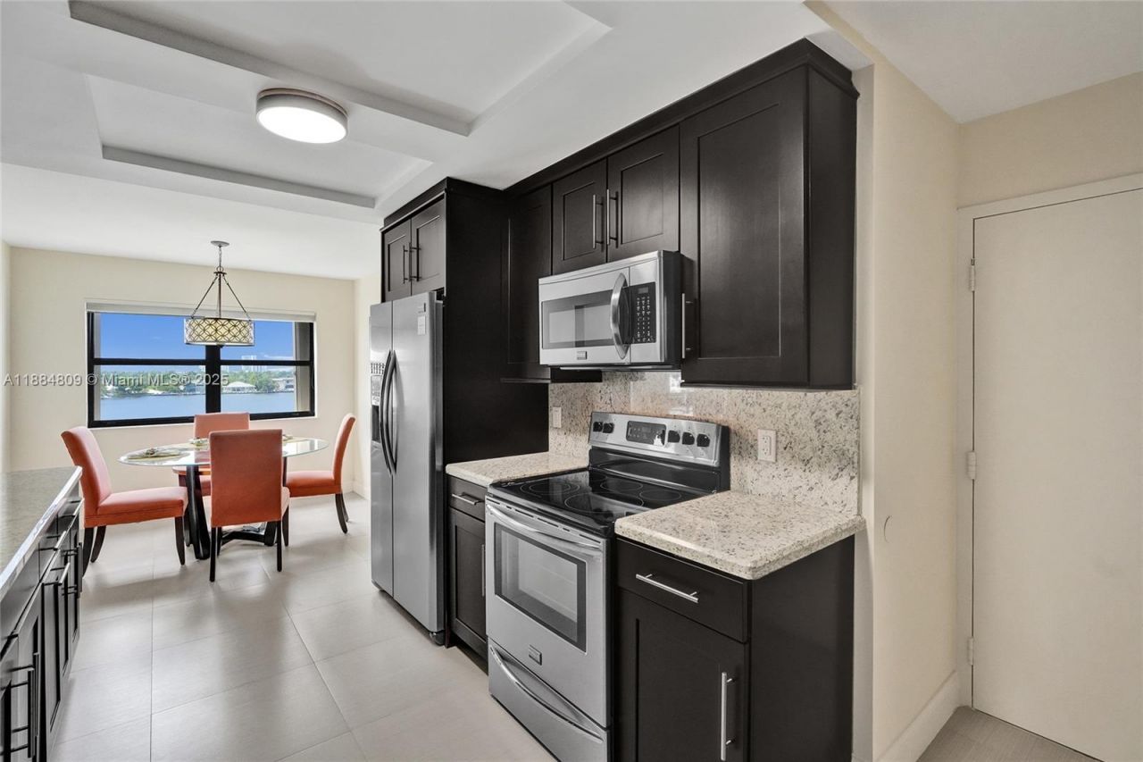 1201 S Ocean Dr, Unit 611N, Hollywood, FL 33019 Photo