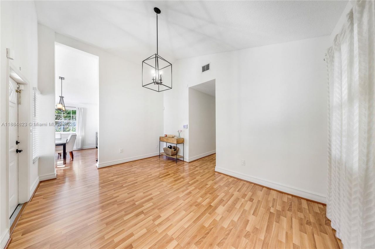 4030 SW 62nd Ave, South Miami, FL 33155 Photo