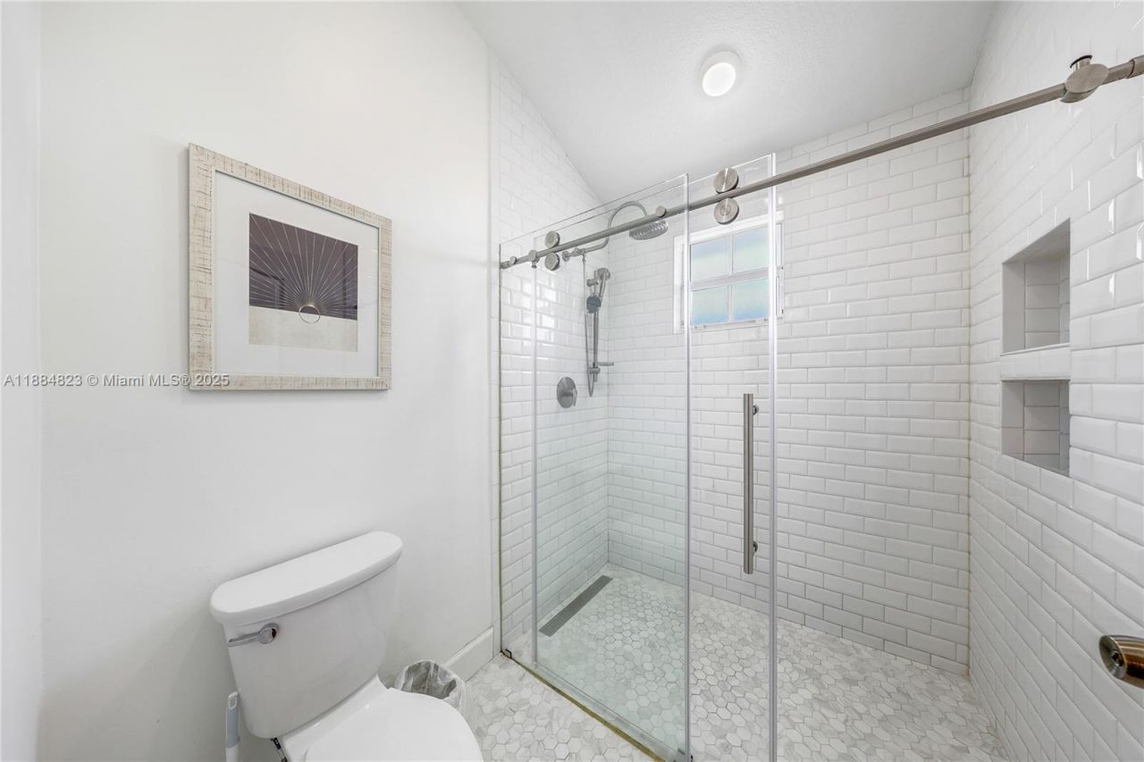 4030 SW 62nd Ave, South Miami, FL 33155 Photo