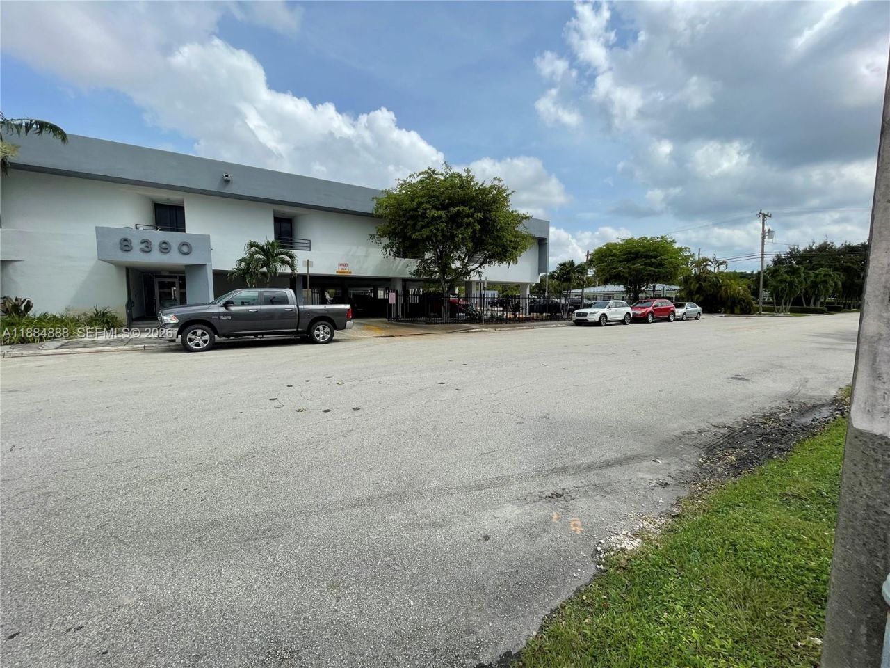 8390 W Flagler St, Unit 106, Miami, FL 33144 Photo