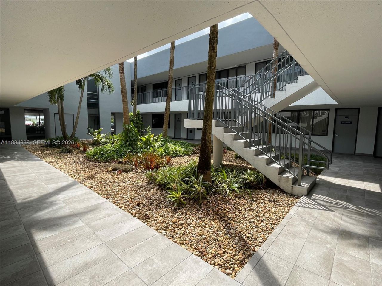 8390 W Flagler St, Unit 106, Miami, FL 33144 Photo