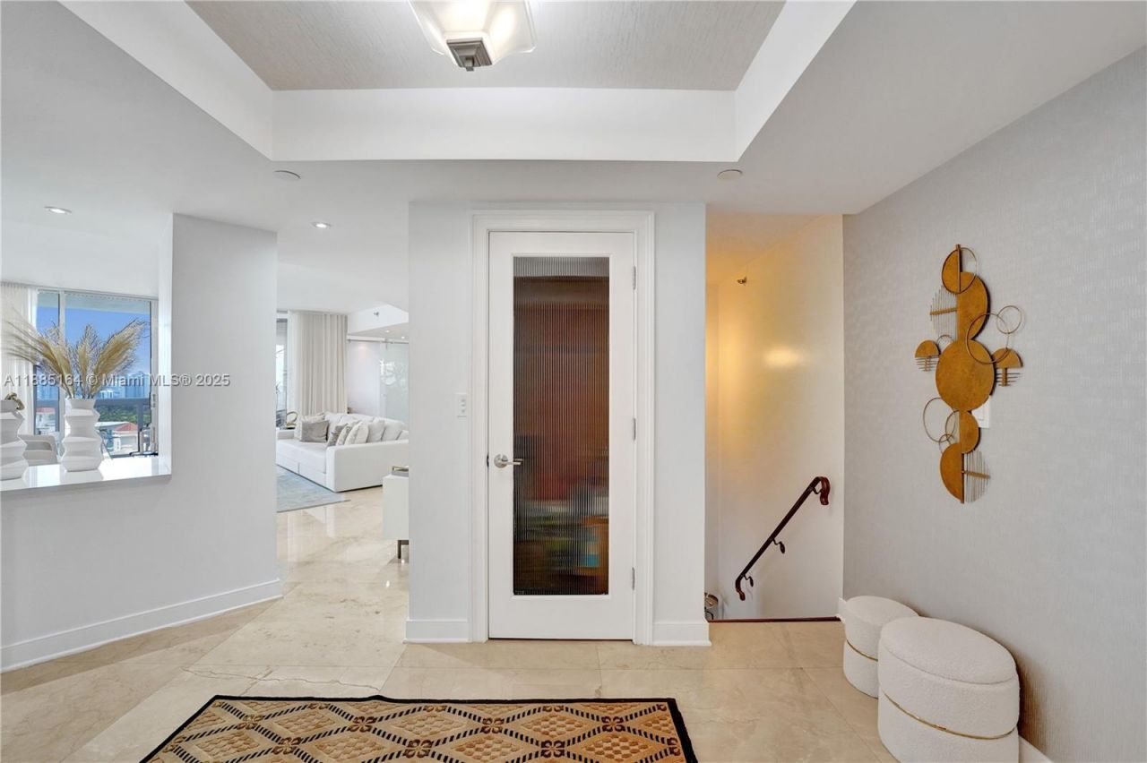 20185 E Country Club Dr, Unit 2304, Aventura, FL 33180 Photo