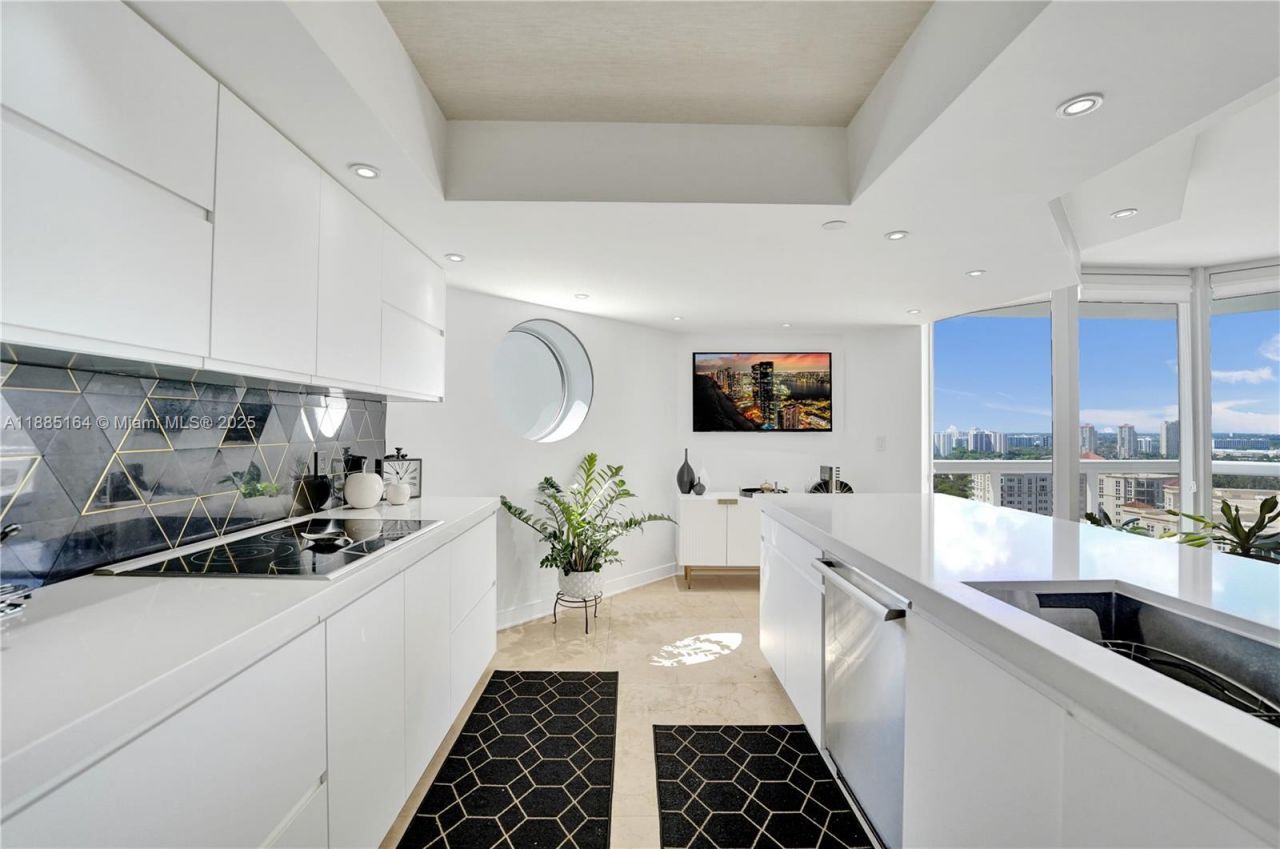 20185 E Country Club Dr, Unit 2304, Aventura, FL 33180 Photo