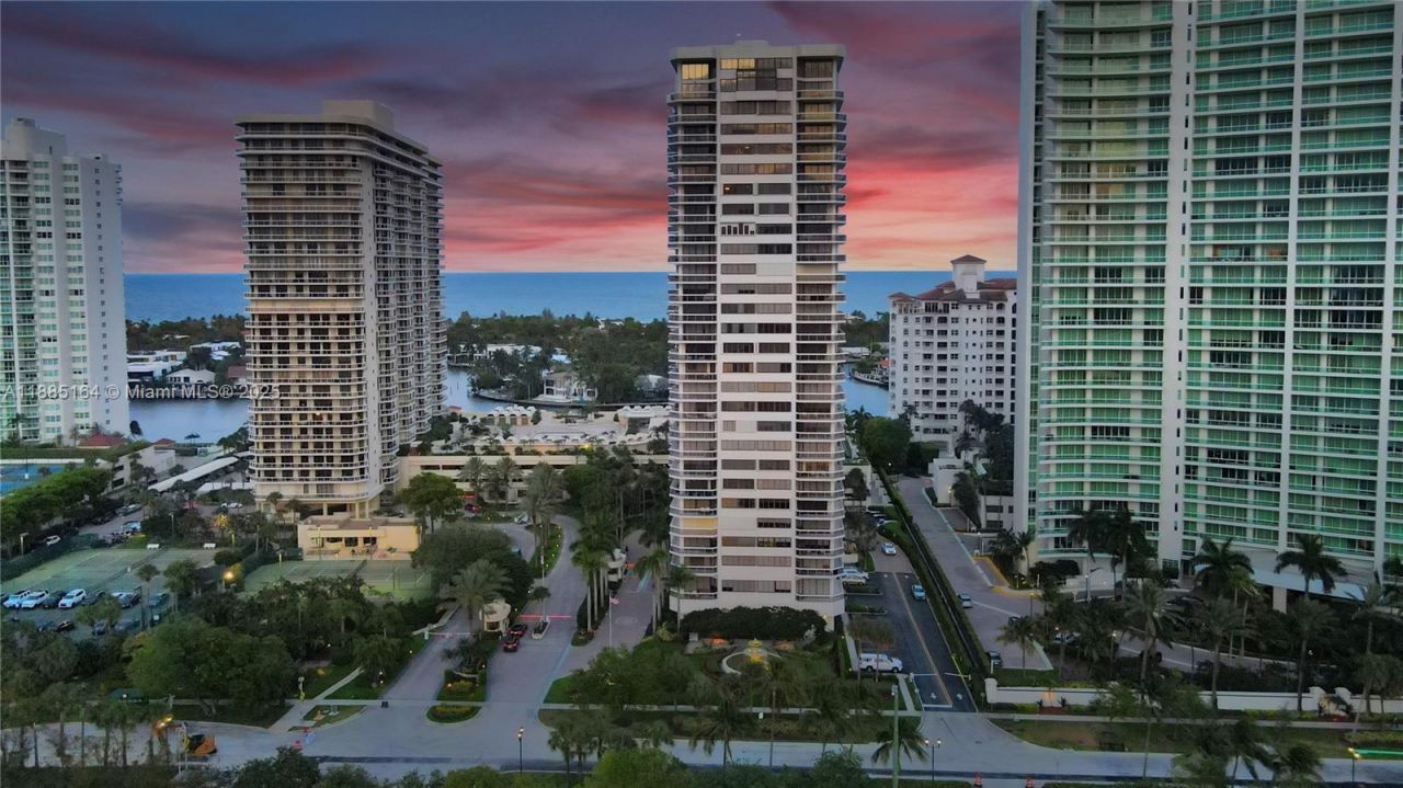 20185 E Country Club Dr, Unit 2304, Aventura, FL 33180 Photo