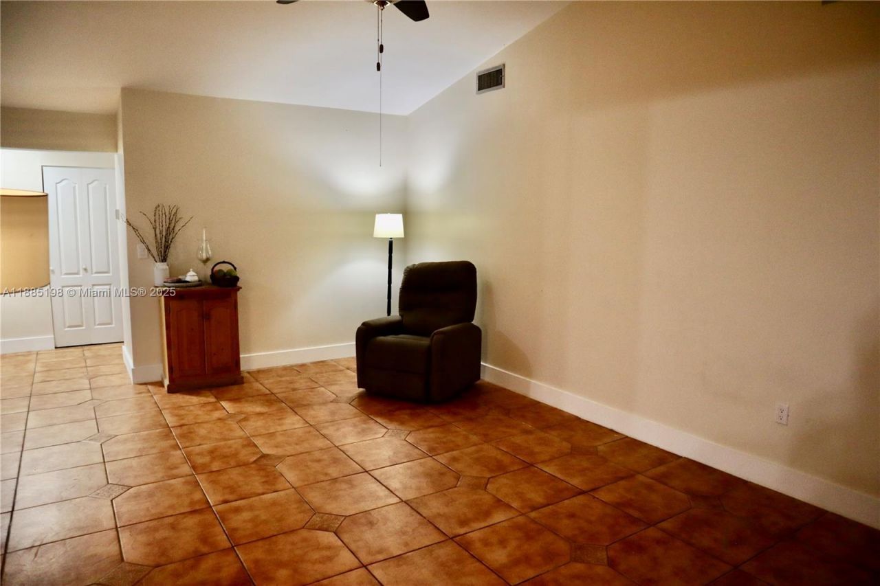 9624 NW 16th Ct, Pembroke Pines, FL 33024 Photo