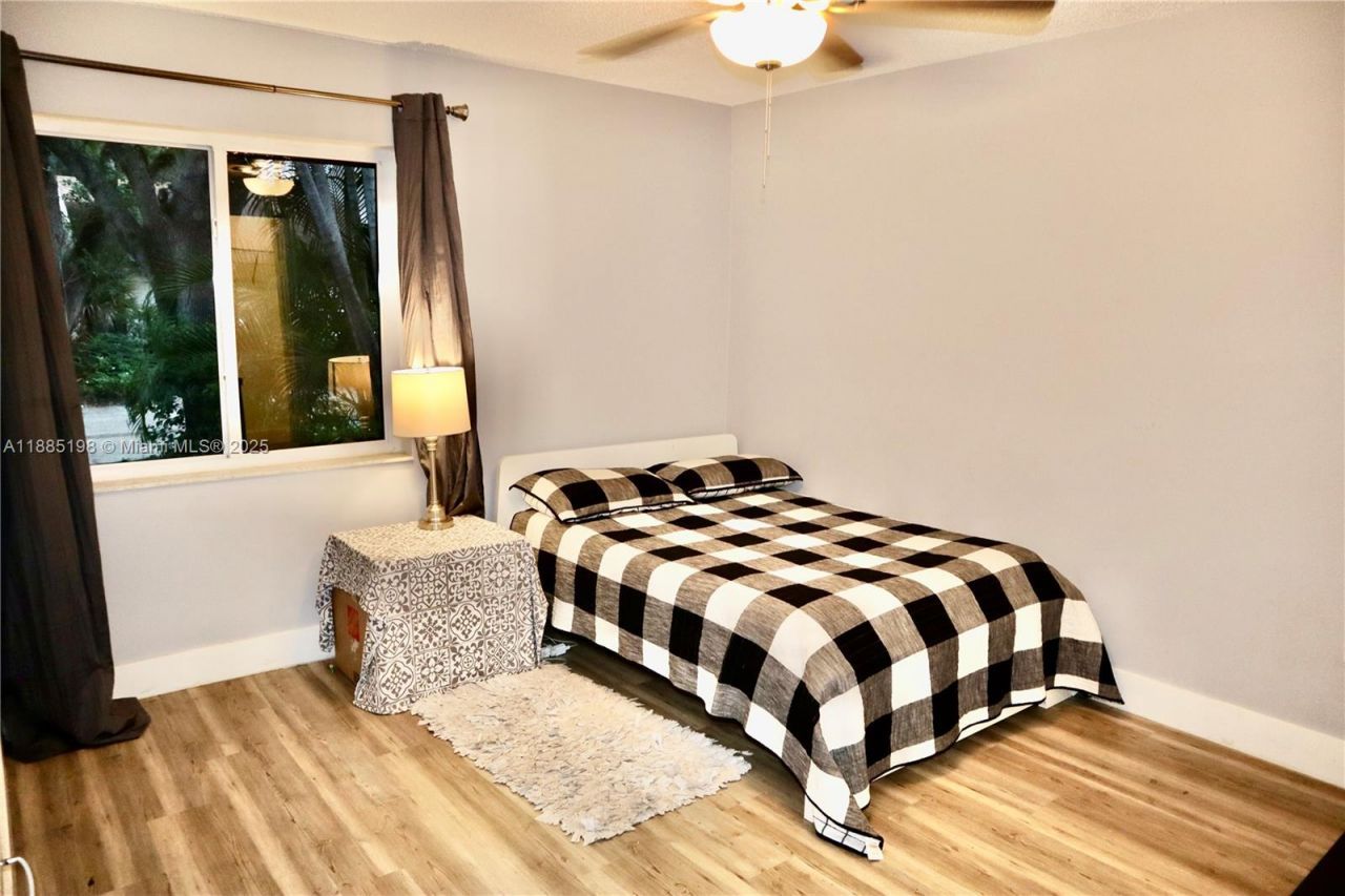 9624 NW 16th Ct, Pembroke Pines, FL 33024 Photo