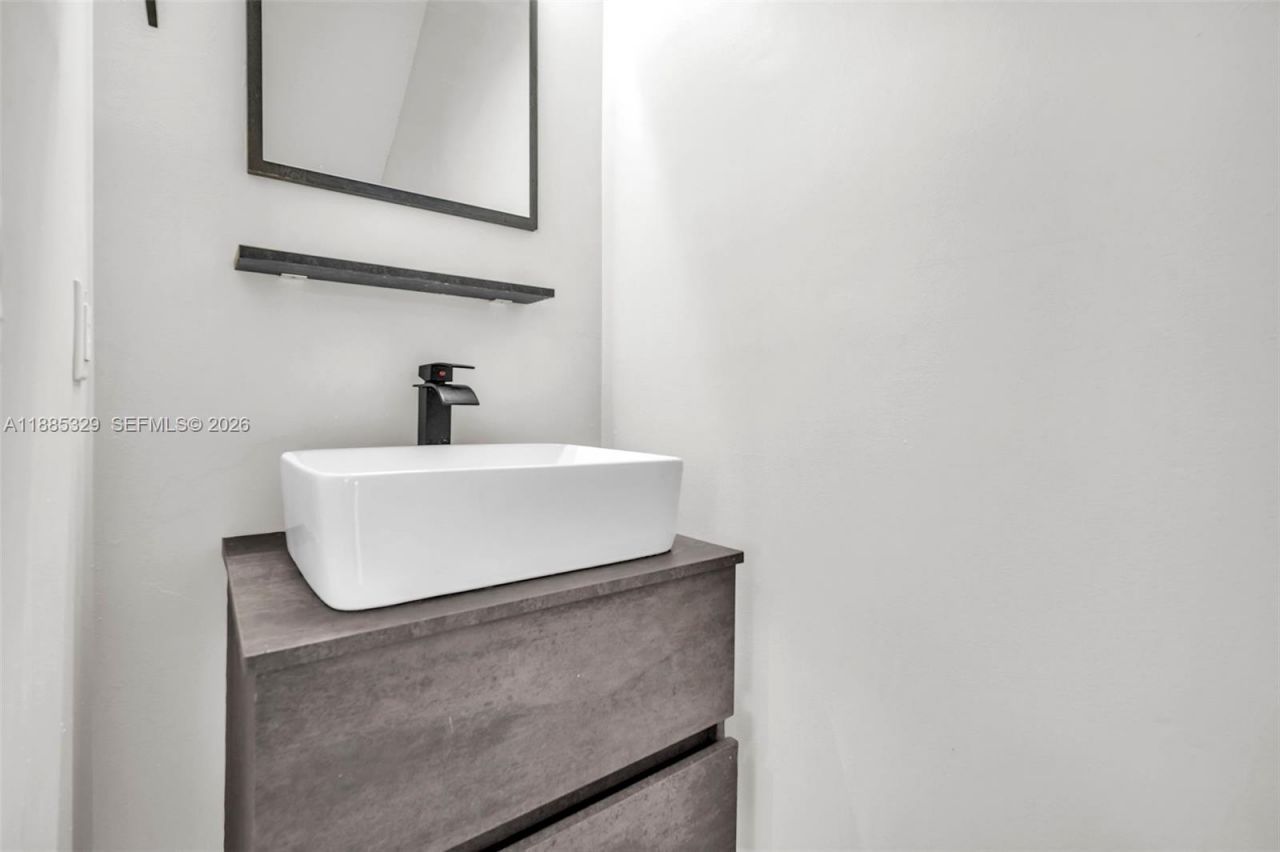 14634 SW 5th St, Unit 1-5, Pembroke Pines, FL 33027 Photo