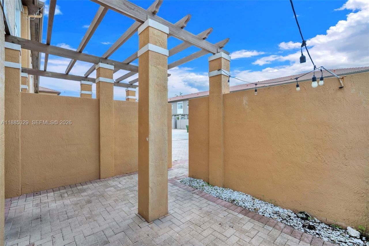 14634 SW 5th St, Unit 1-5, Pembroke Pines, FL 33027 Photo