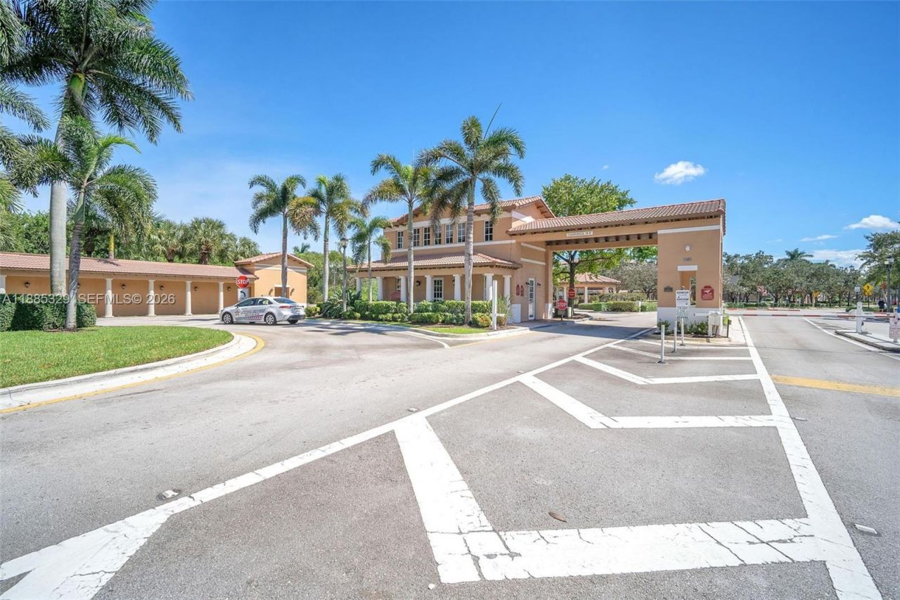 14634 SW 5th St, Unit 1-5, Pembroke Pines, FL 33027 Photo