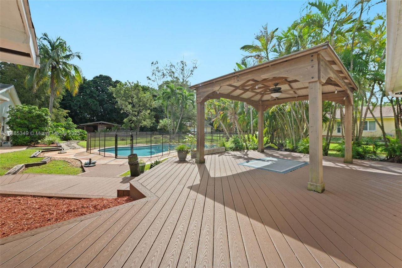 4920 SW 167th Ave, Southwest Ranches, FL 33331 Photo