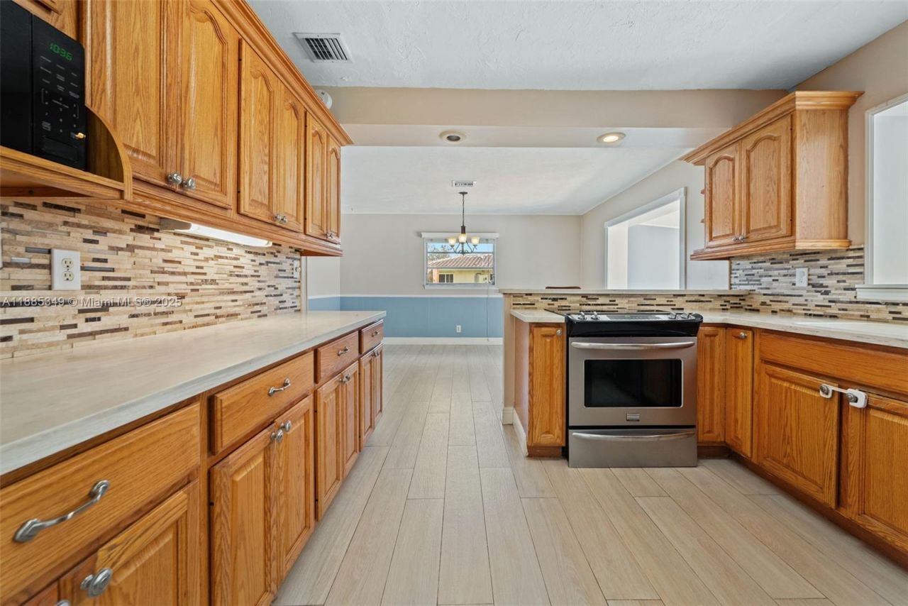 4920 SW 167th Ave, Southwest Ranches, FL 33331 Photo