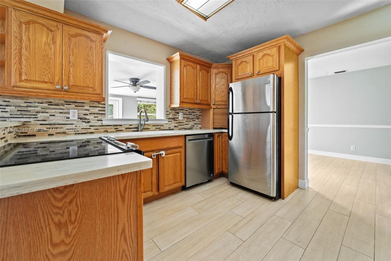 4920 SW 167th Ave, Southwest Ranches, FL 33331 Photo