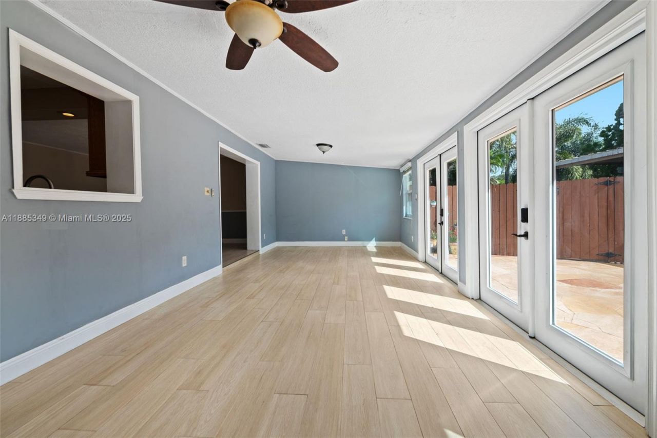 4920 SW 167th Ave, Southwest Ranches, FL 33331 Photo