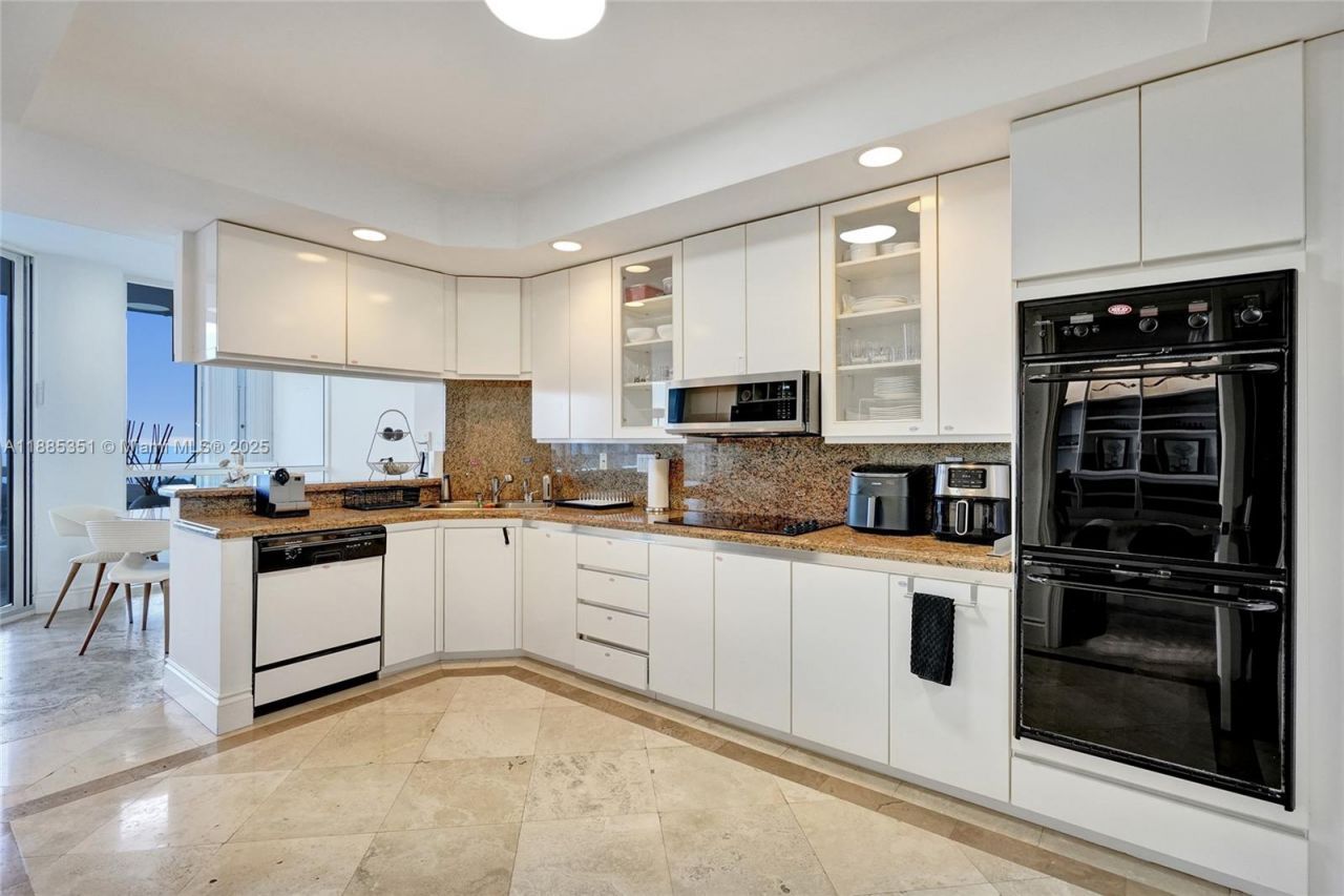 21150 Point Pl, Unit 1804, Aventura, FL 33180 Photo