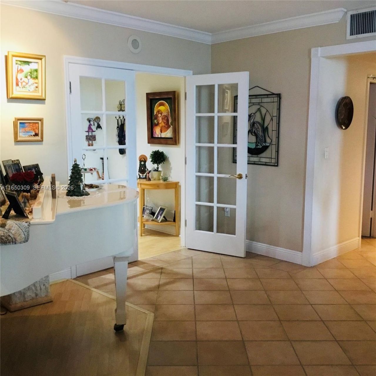 5825 Collins Ave, Unit 7F, Miami Beach, FL 33140 Photo