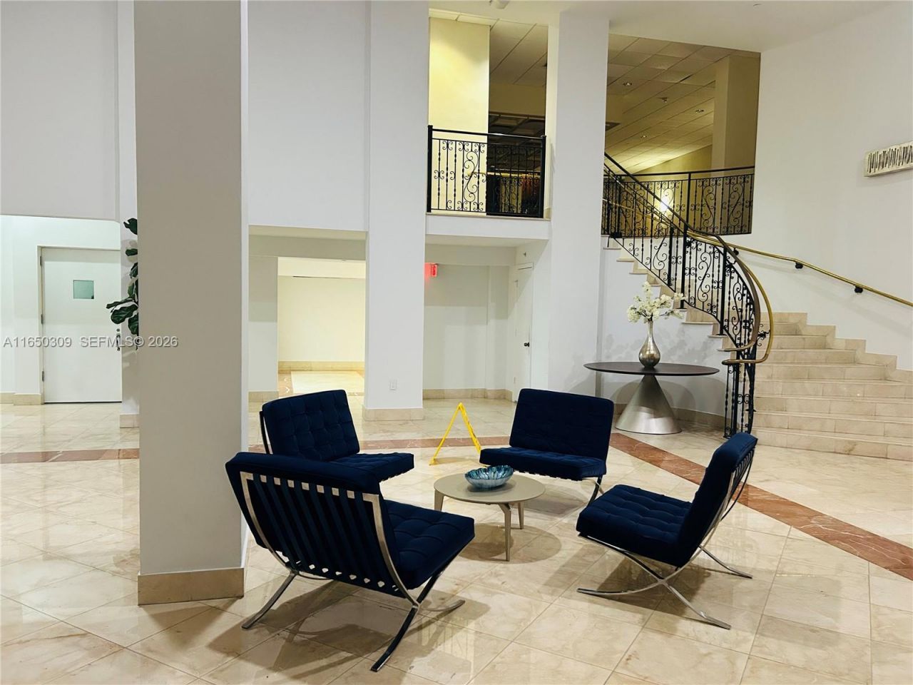 5825 Collins Ave, Unit 7F, Miami Beach, FL 33140 Photo