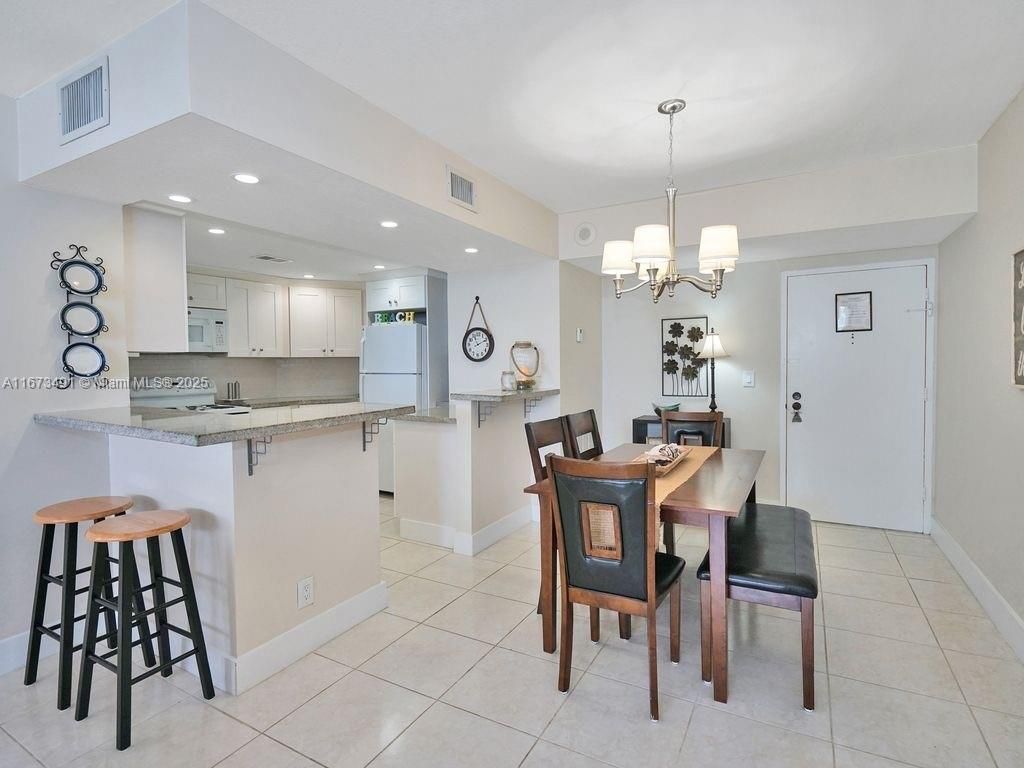 3725 S Ocean Dr, Unit 1216, Hollywood, FL 33019 Photo