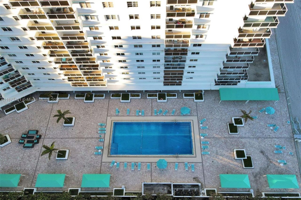 3725 S Ocean Dr, Unit 1216, Hollywood, FL 33019 Photo