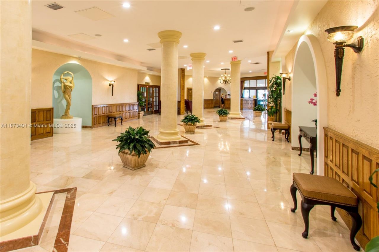 3725 S Ocean Dr, Unit 1216, Hollywood, FL 33019 Photo