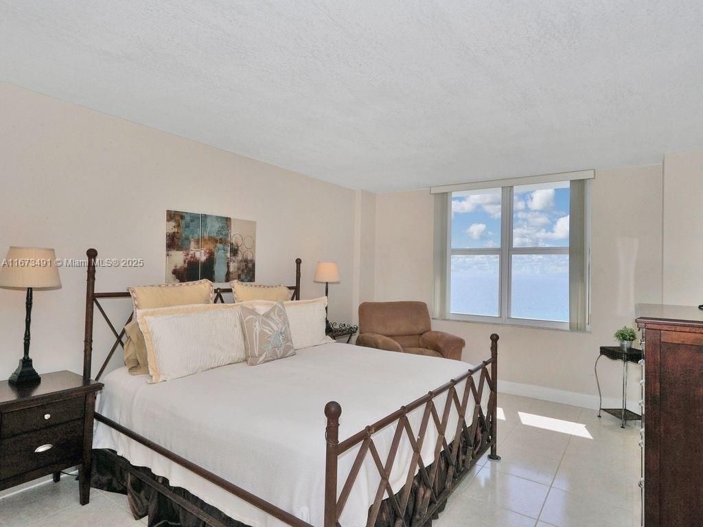 3725 S Ocean Dr, Unit 1216, Hollywood, FL 33019 Photo