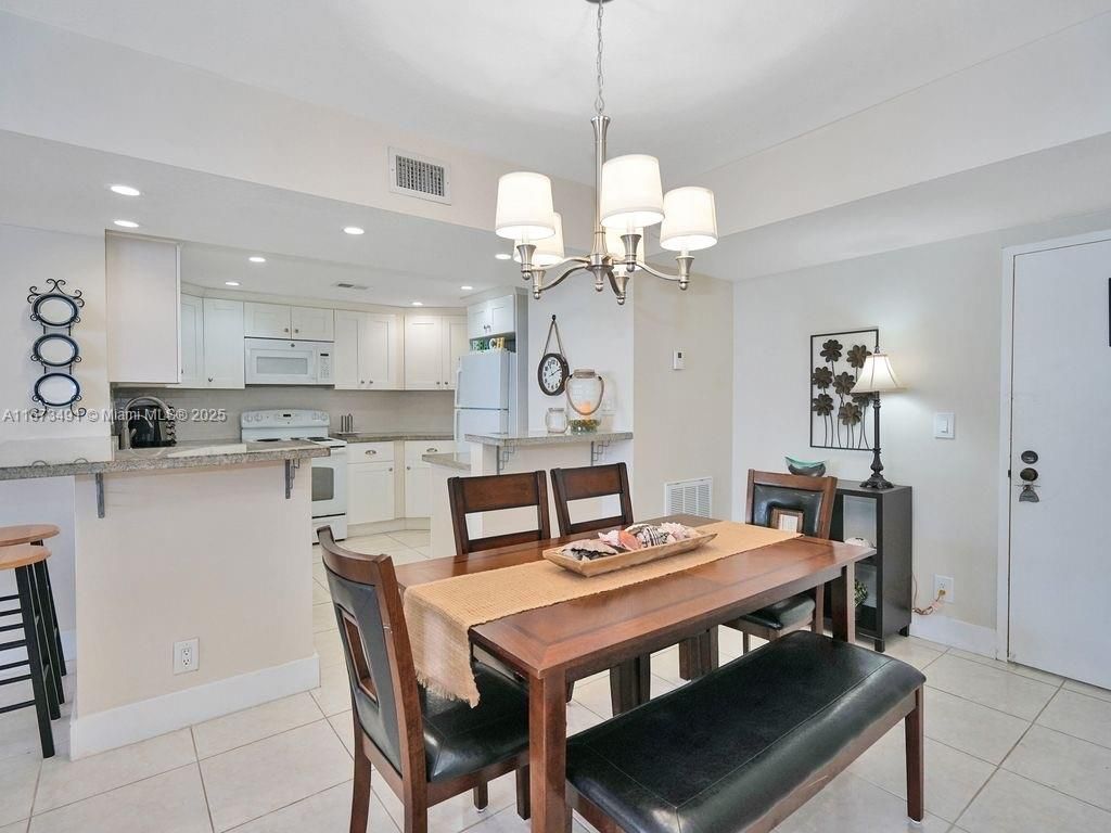 3725 S Ocean Dr, Unit 1216, Hollywood, FL 33019 Photo