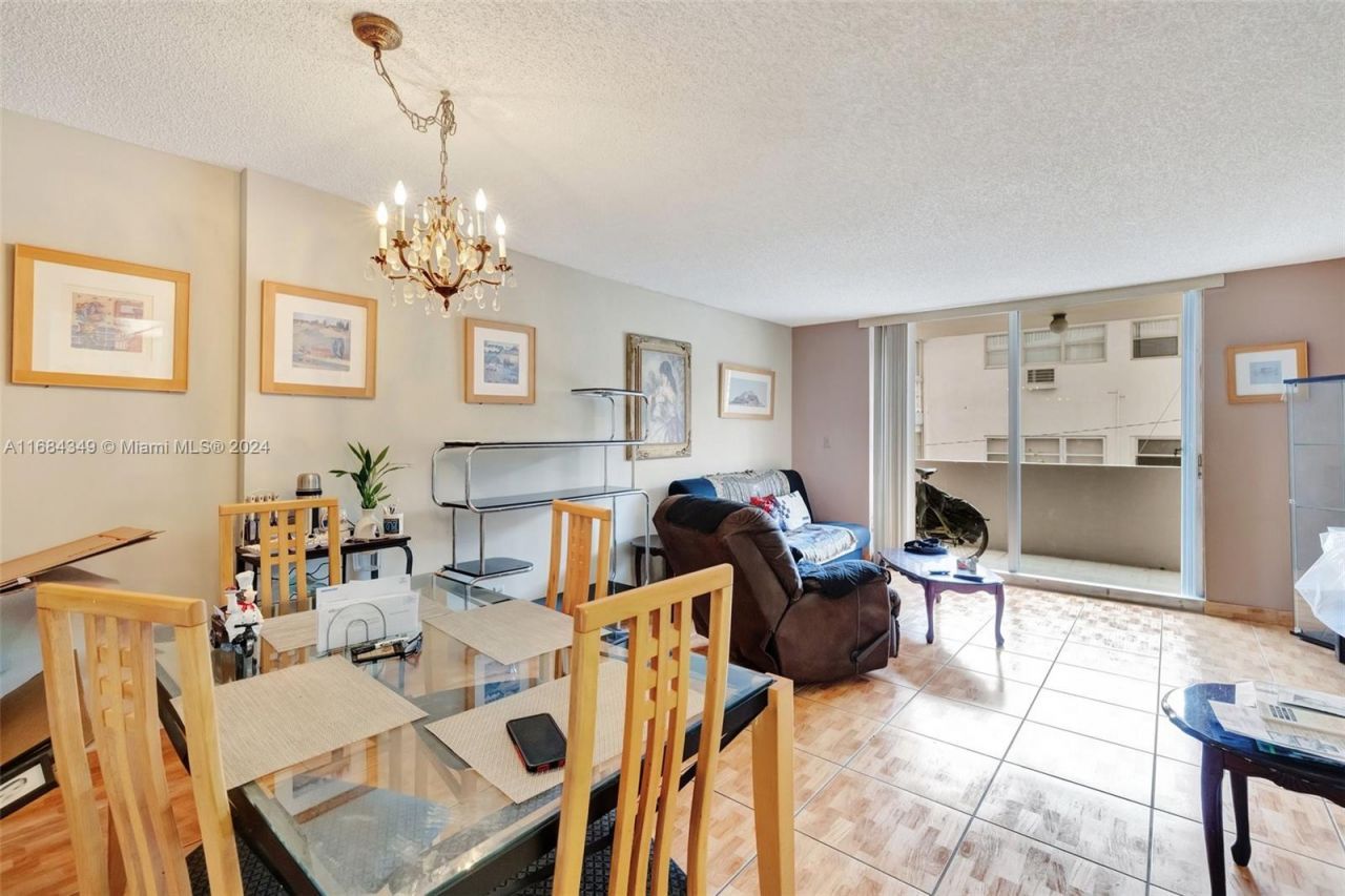 3161 S Ocean Dr, Unit 203, Hallandale Beach, FL 33009 Photo