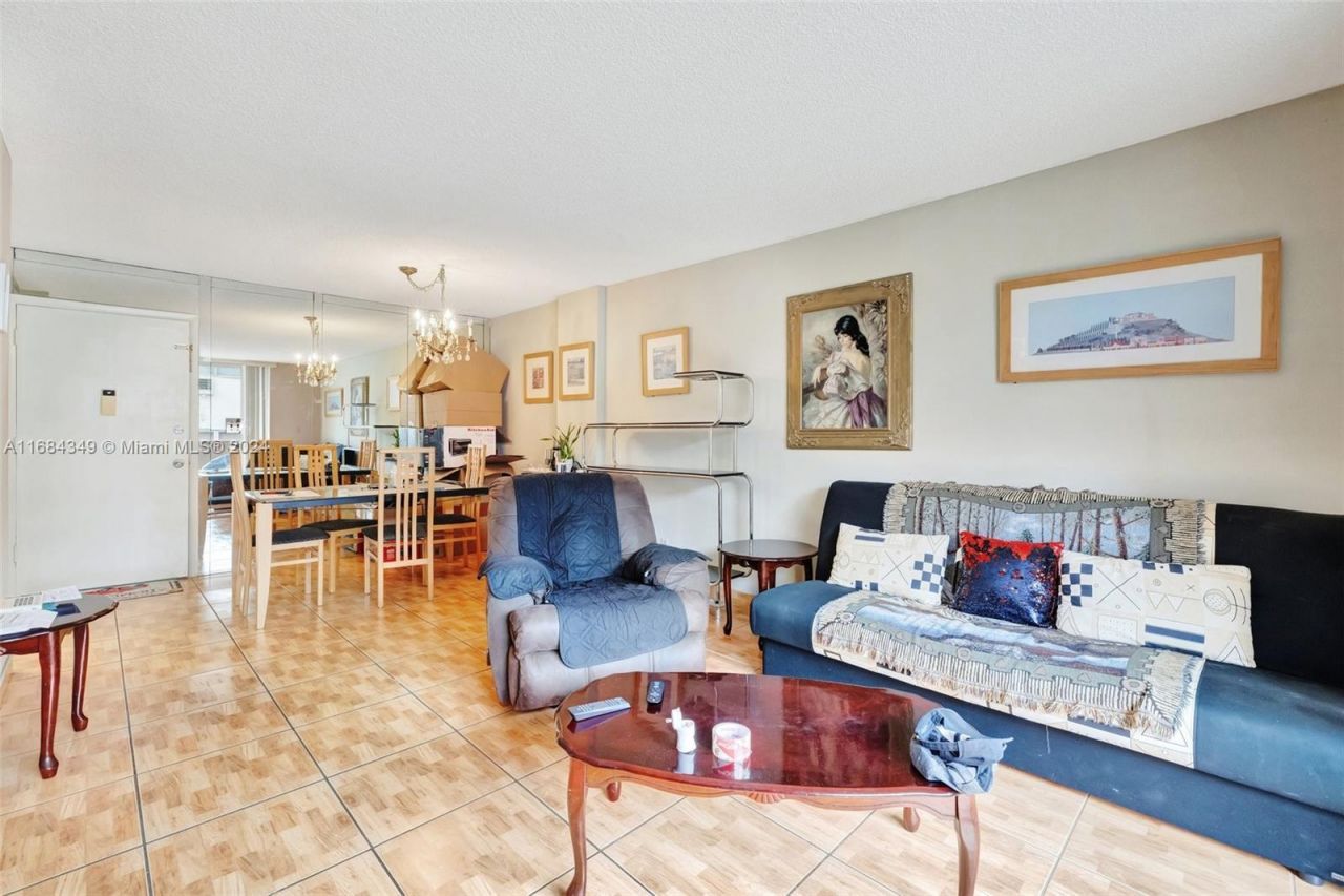 3161 S Ocean Dr, Unit 203, Hallandale Beach, FL 33009 Photo