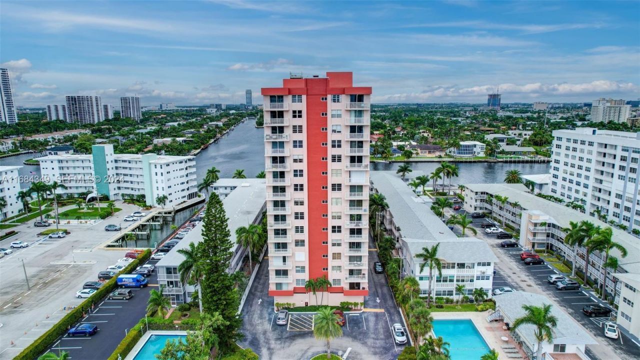 3161 S Ocean Dr, Unit 203, Hallandale Beach, FL 33009 Photo