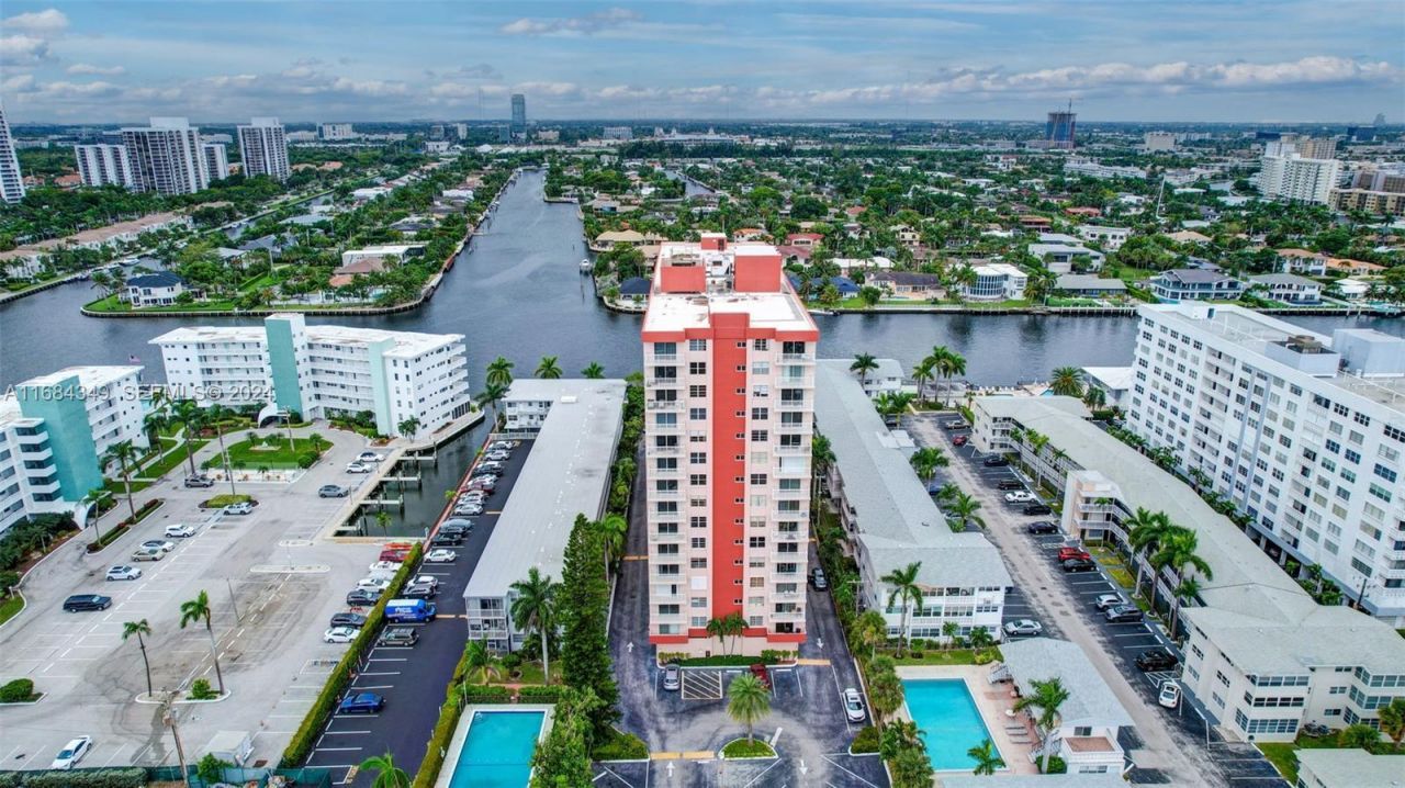3161 S Ocean Dr, Unit 203, Hallandale Beach, FL 33009 Photo