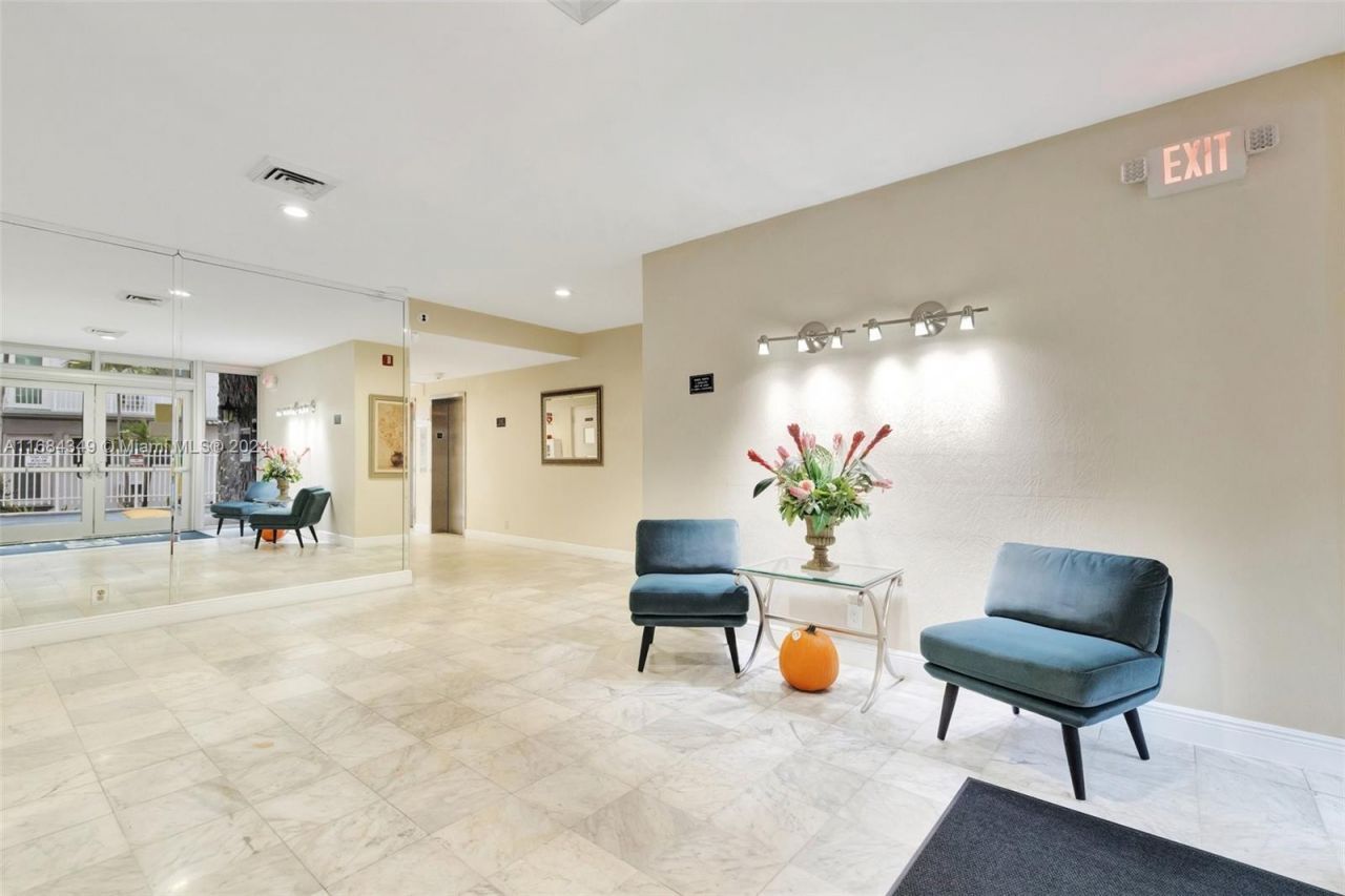 3161 S Ocean Dr, Unit 203, Hallandale Beach, FL 33009 Photo