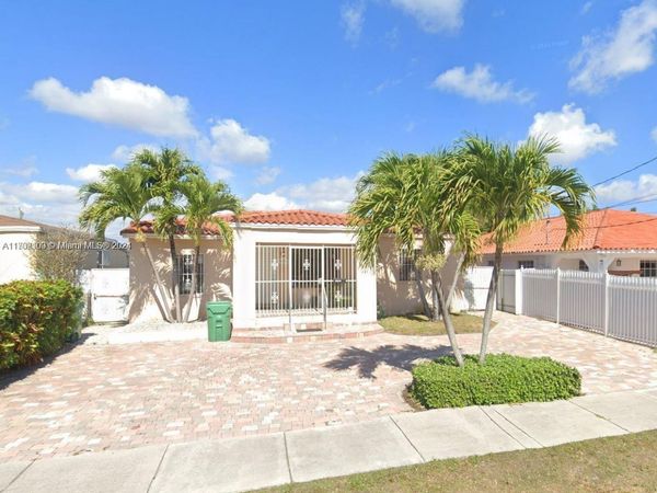3331 NW 18th St, Miami, FL 33125